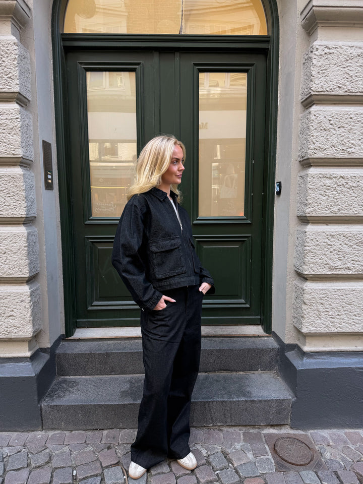 Alberte Workwear Denim Jacket - Black