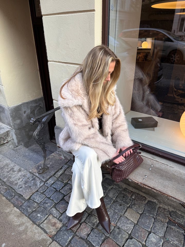 Ella Faux Fur Jacket - Beige
