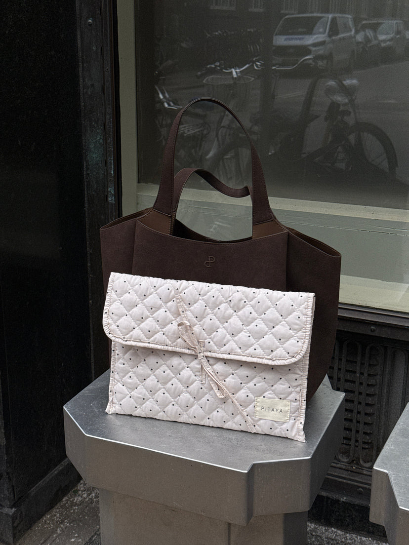 Mira Bow Computer Sleeve - Beige/Black Dots