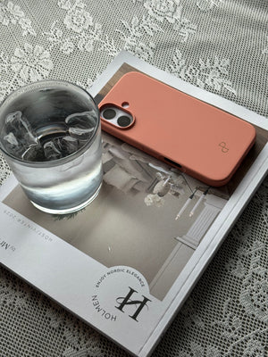 iPhone 16 Cover - Peach