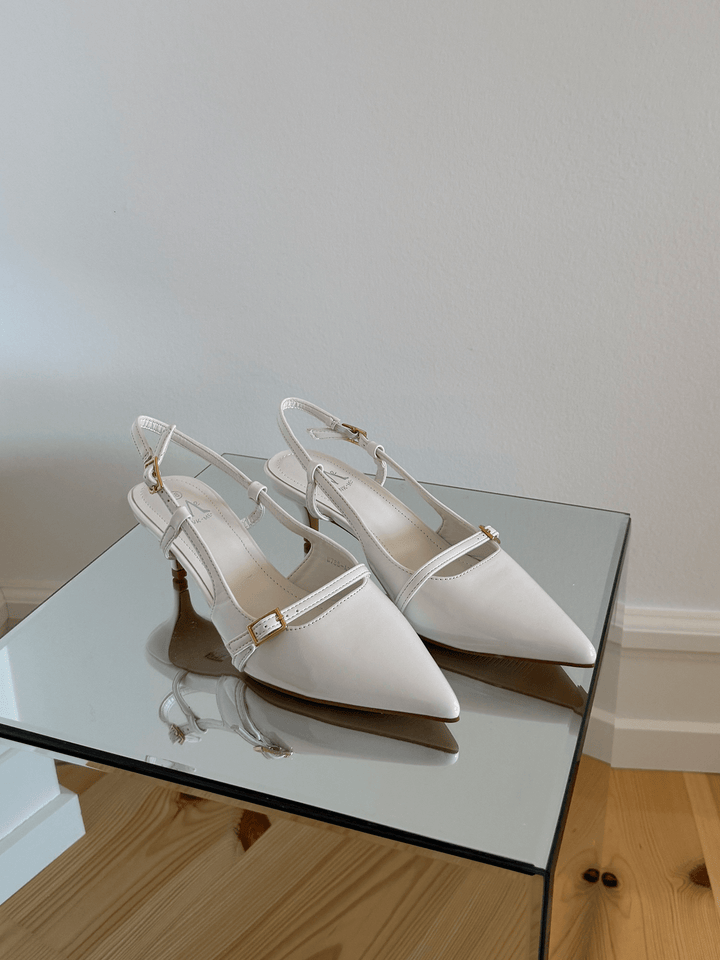 Signe Pumps - White