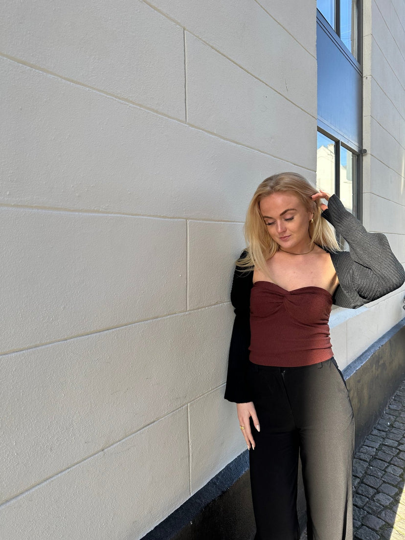 Olivia Top - Coffee